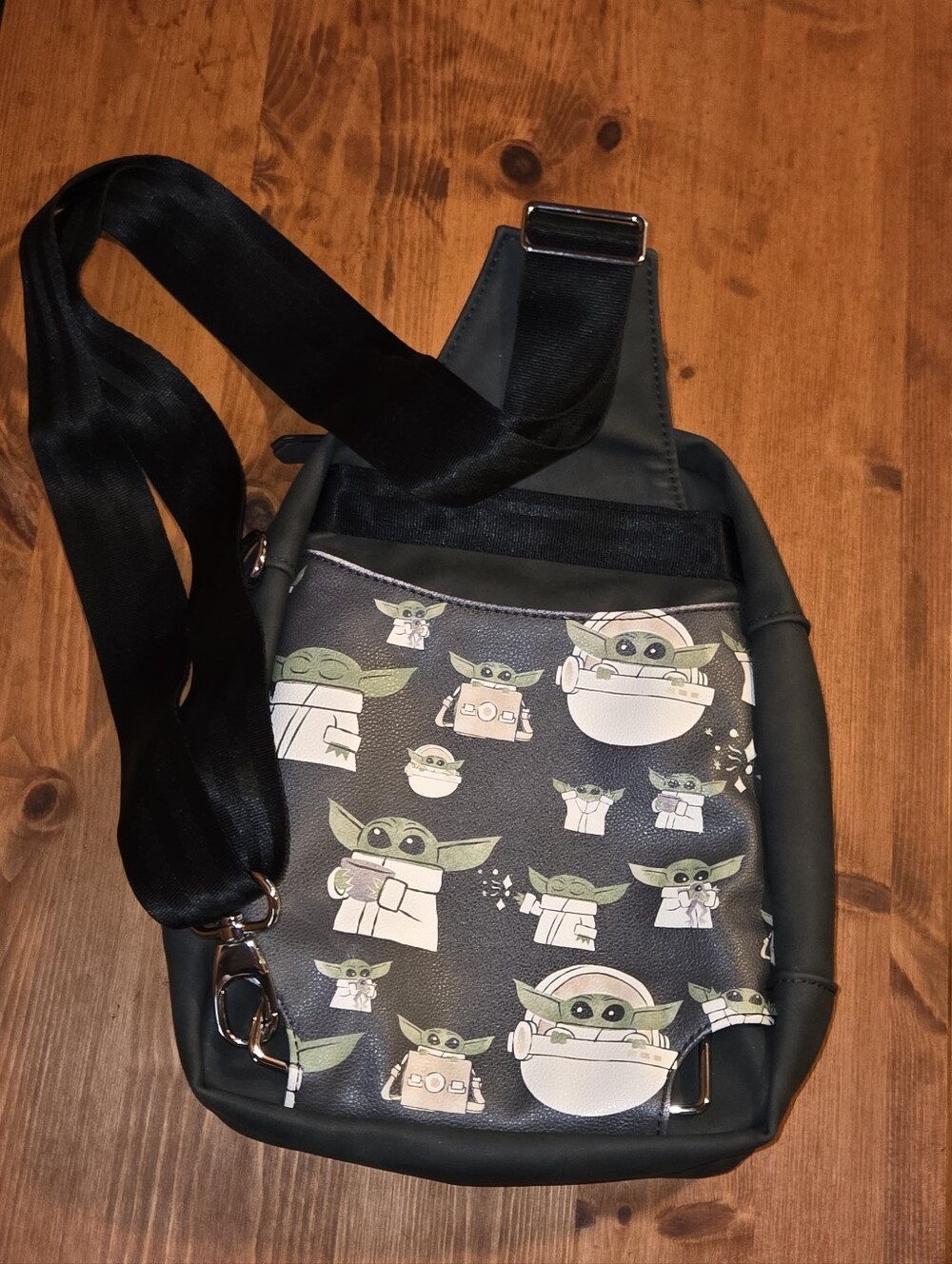 Petunia Pickle Bottom Criss-Cross Sling Bag Disney Star Wars, The Child - Picture 11 of 15